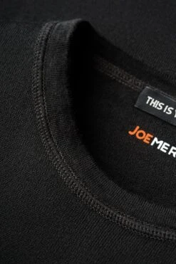 Joe Crew Deep Black -Kleding Winkel crew deep black hals web