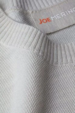 Bee Two Stripes All Over Wool White 8 Bee Two Stripes All Over Wool White -Kleding Winkel detail 360x1200 woolwhite1