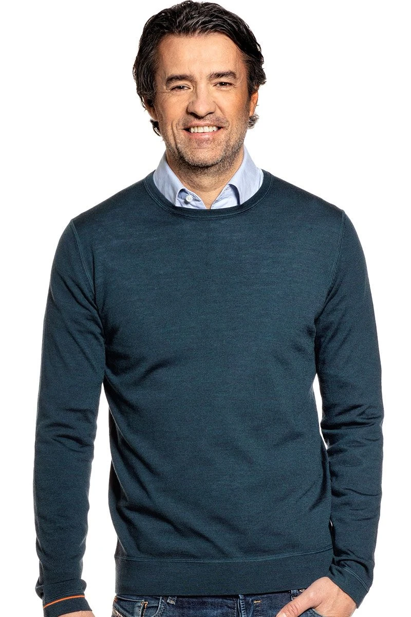 Joe Crew Proud Peacock 1 Joe Crew Proud Peacock