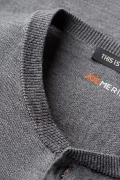 Joe Henley Harvard Grey -Kleding Winkel henley harvard grey hals schuin web