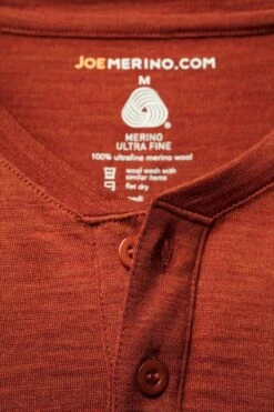 Shirt Henley Long Sleeve Copper Canyon -Kleding Winkel henley detail coppercanyon 800x1200 1