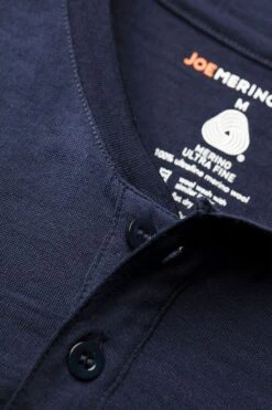 Shirt Henley Long Sleeve Navy Blue -Kleding Winkel henley detail navyblue 800x1200 1