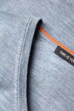 Joe V-neck Extra Long Morning Walk -Kleding Winkel joe detail morningwalk vneck 1