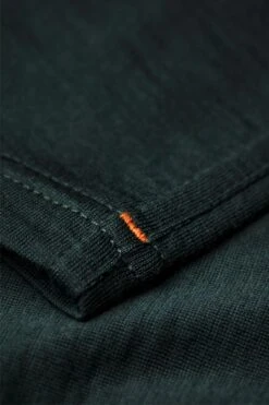 Shirt Henley Long Sleeve Dark Green -Kleding Winkel joe henley longsleeve darkgreen stof 1