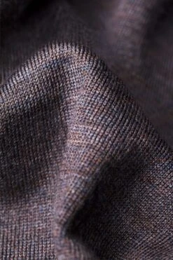 Joe V-neck Extra Long Interesting -Kleding Winkel joe interesting detail 1