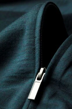 Joe Sweatvest Proud Peacock 9 Joe Sweatvest Proud Peacock -Kleding Winkel joe jogging 007 proudpeacock detail03