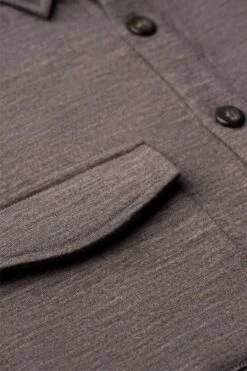 Joe Overshirt Pockets Muddy Clay -Kleding Winkel joe overshirt muddyclay detail pocket web