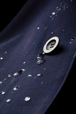 Joe Raincoat Dark Navy -Kleding Winkel joe raincoat navy detail raindrop