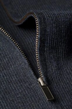 Joe Ribzip Blue Whale -Kleding Winkel joe ribzip bluewhale detail02