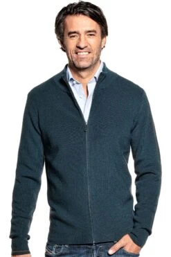 Joe Ribzip Proud Peacock