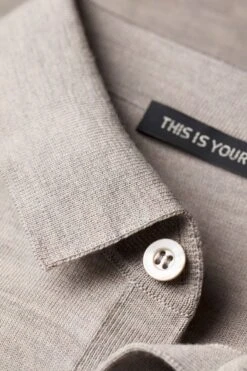 Riva Buttons Short Sleeve Windsor Beige 9 Riva Buttons Short Sleeve Windsor Beige -Kleding Winkel joe riva windsorbeige detail02