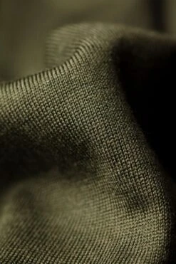 Riva Buttons Long Sleeve Classy Moss -Kleding Winkel joe rivabutton classymos detail stof