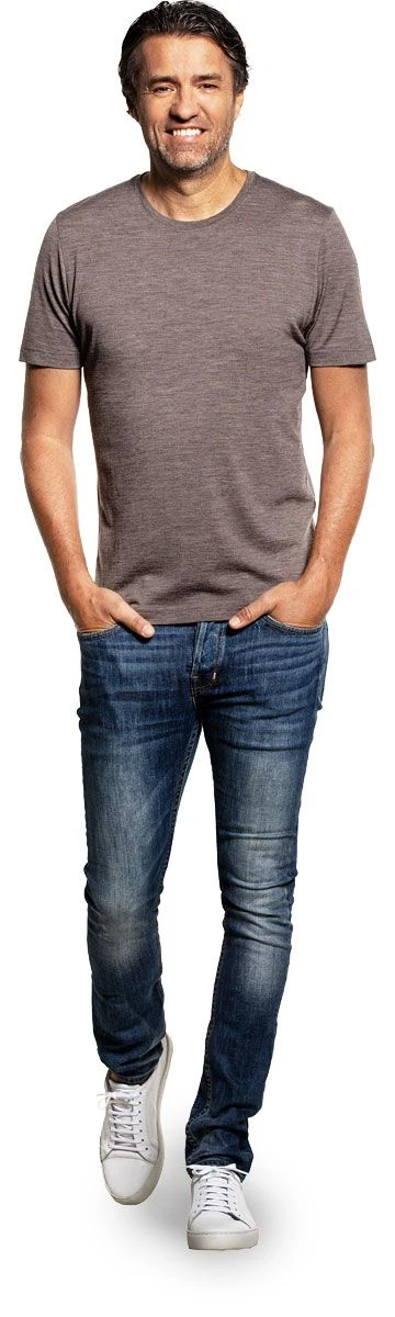 Joe Shirt Round Neck Muddy Clay 2 Joe Shirt Round Neck Muddy Clay - Afbeelding 2