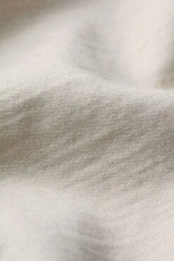 Joe Sweatshorts Extra Long Sand Dune 15 Joe Sweatshorts Extra Long Sand Dune -Kleding Winkel joe sweatshort sand dune detail stof 1 1