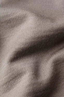 Joe Sweatpants Tortuga Kaki -Kleding Winkel joe sweatshort tortouga kaki detail stof