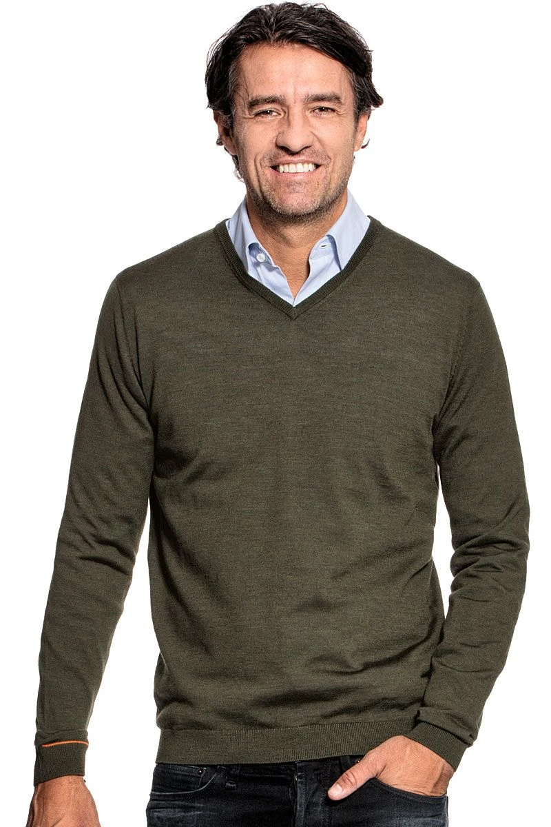 Joe V-neck Army Classic 1 Joe V-neck Army Classic