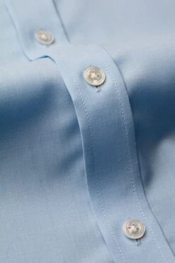 Joe Woven Shirt Light Blue -Kleding Winkel joe wovenshirt lightblue detail02 1