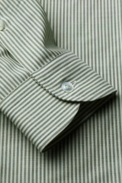 Joe Woven Shirt Stripe Kaki -Kleding Winkel joe wovenshirt stripe kaki arm