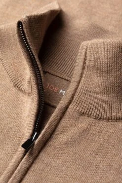 Joe Zip Caramel -Kleding Winkel joe zip caramel hals