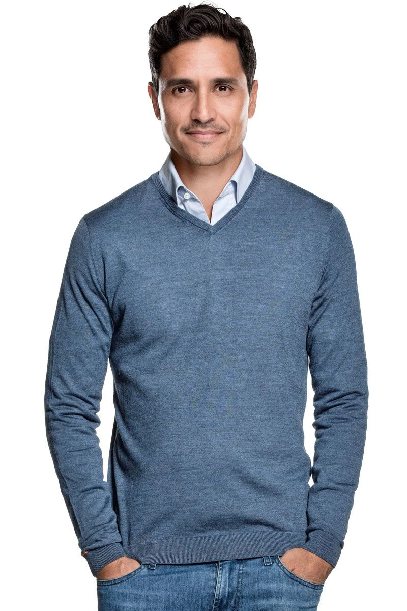 Joe V-Neck Jeans Blue 1 Joe V-Neck Jeans Blue