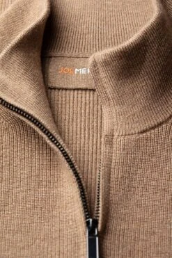 Joe Ribzip Caramel -Kleding Winkel ribzip caramel detail kraag