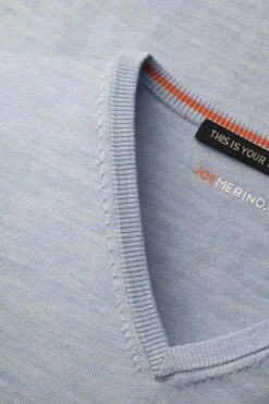 Joe V-neck Blue Argentina -Kleding Winkel v neck blueargentina detail02