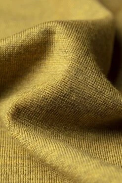 Joe V-Neck Dirty Canary -Kleding Winkel v neck dirtycanary detail03