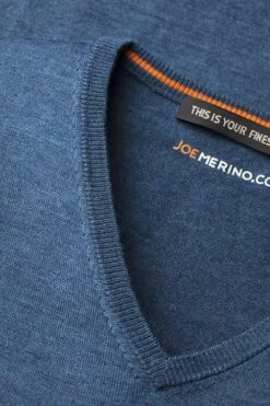 Joe V-Neck Federal Blue 8 Joe V-Neck Federal Blue -Kleding Winkel v neck federalblue detail02