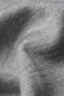 Joe V-neck Grey Tropez -Kleding Winkel v neck greytropez detail02