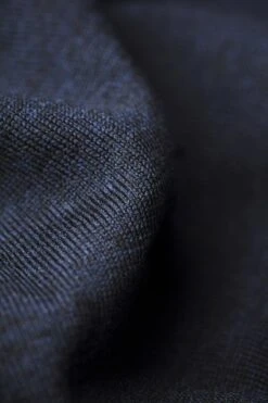 Joe V-neck Extra Long True Navy -Kleding Winkel v neck truenavy detail03 1