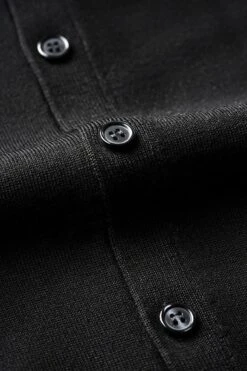 Joe Vest Deep Black 7 Joe Vest Deep Black -Kleding Winkel vest deep black knopen web