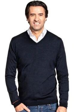 Joe Yak V-Neck True Navy 4 Joe Yak V-Neck True Navy -Kleding Winkel yak vneck truenavy close